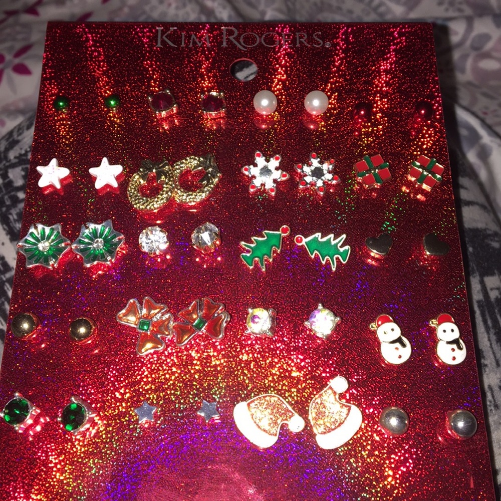 20 Pairs of Earrings